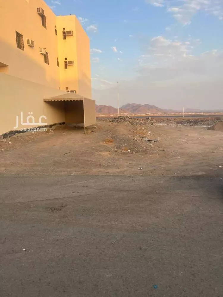 أرض للبيع في شارع نعيم بن مطرف بن معروف, حي وادي البطان, مدينة المدينة المنورة, منطقة المدينة المنورة صورة 3