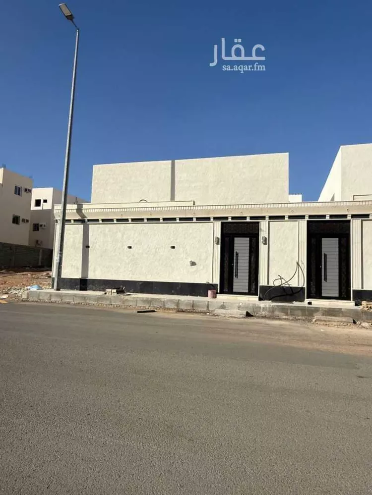 دور للبيع في شارع عزام ابن المنذر, حي وادي البطان, مدينة المدينة المنورة, منطقة المدينة المنورة