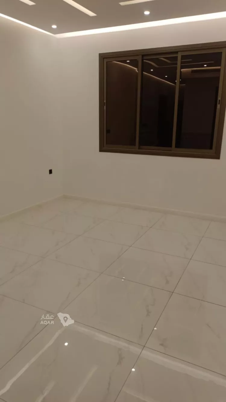 شقة للبيع في شارع ابو برده الاشعري, حي الملك فهد, مدينة المدينة المنورة, منطقة المدينة المنورة 9