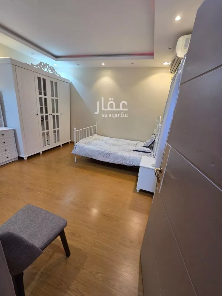 فيلا للبيع في شارع المزاريع, حي اليرموك, مدينة الرياض, منطقة الرياض صورة 2