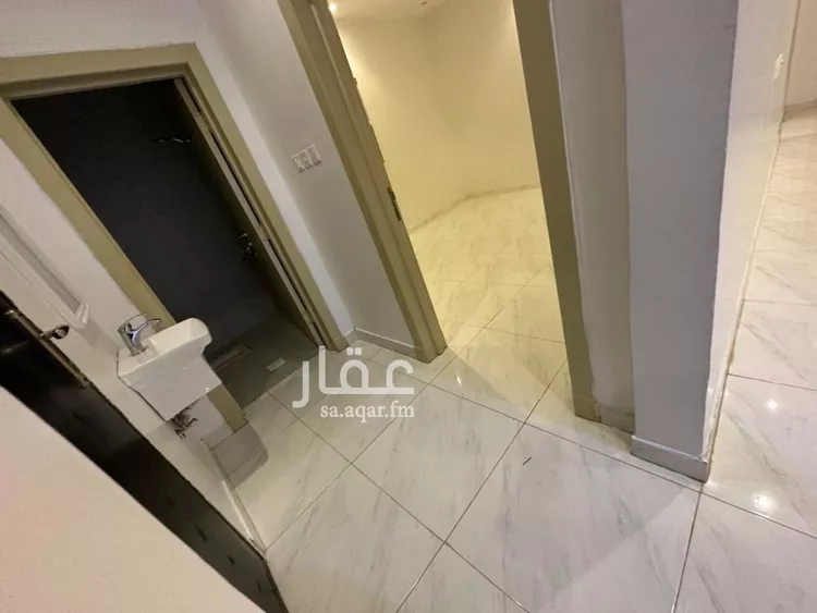 شقة للإيجار في شارع أبي عبيدة النابلسي, حي عكاظ, مدينة الرياض, منطقة الرياض صورة 2