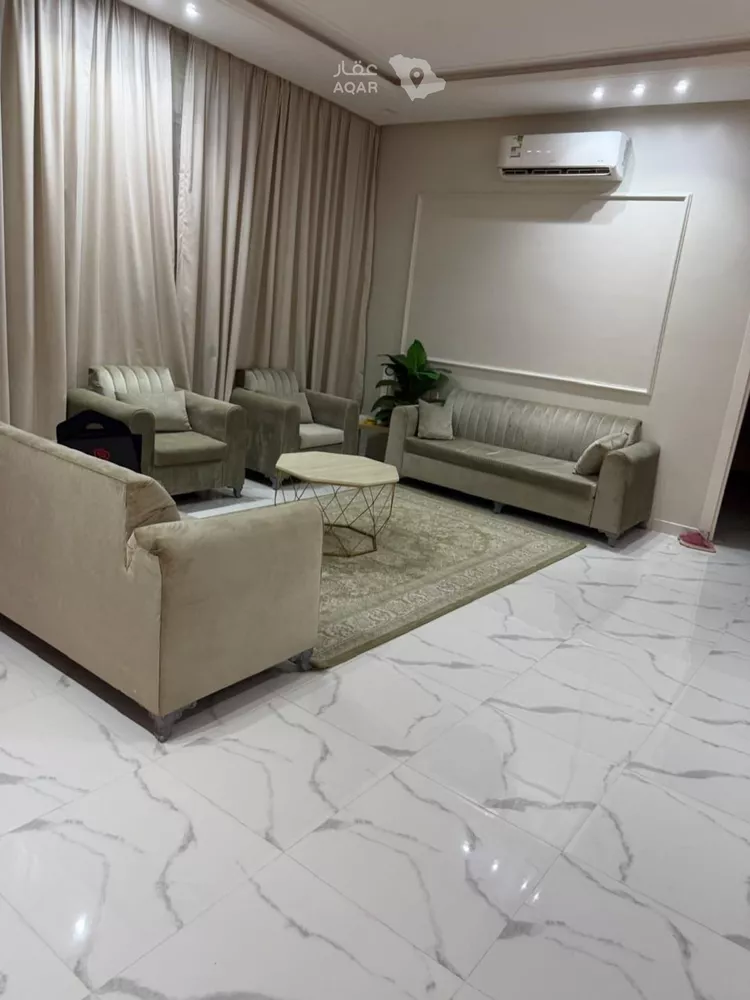 فيلا للإيجار في شارع الشنان, حي المعيزيلة, مدينة الرياض, منطقة الرياض 8