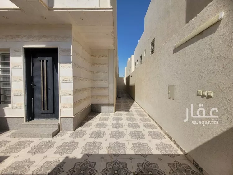 فيلا للبيع في شارع المنذر بن سعيد, حي بدر, مدينة الرياض, منطقة الرياض 23