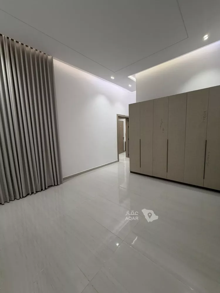Floor for Rent in Riyadh Al Maizilah 8
