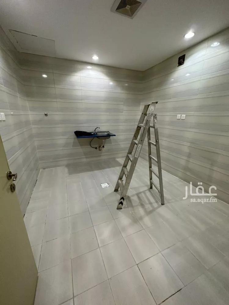 شقة للإيجار في شارع أبي عبيدة النابلسي, حي عكاظ, مدينة الرياض, منطقة الرياض صورة 5