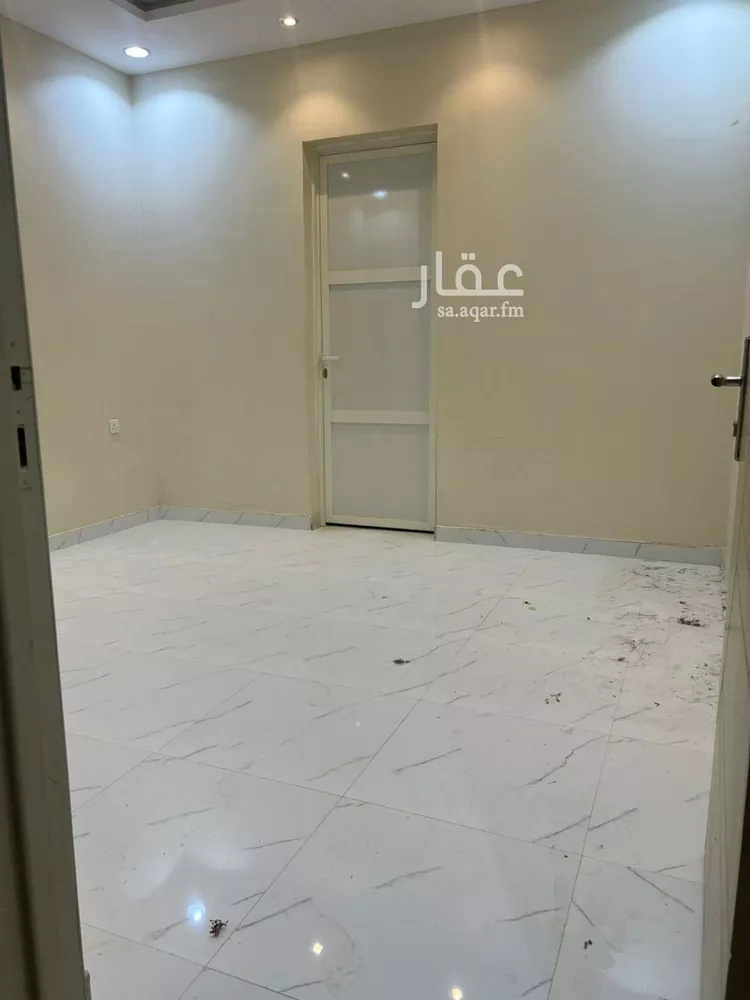 فيلا للإيجار في شارع الشنان, حي المعيزيلة, مدينة الرياض, منطقة الرياض 1 صورة