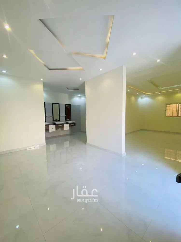 فيلا للإيجار في شارع رقم 306, حي المونسية, مدينة الرياض, منطقة الرياض صورة 2