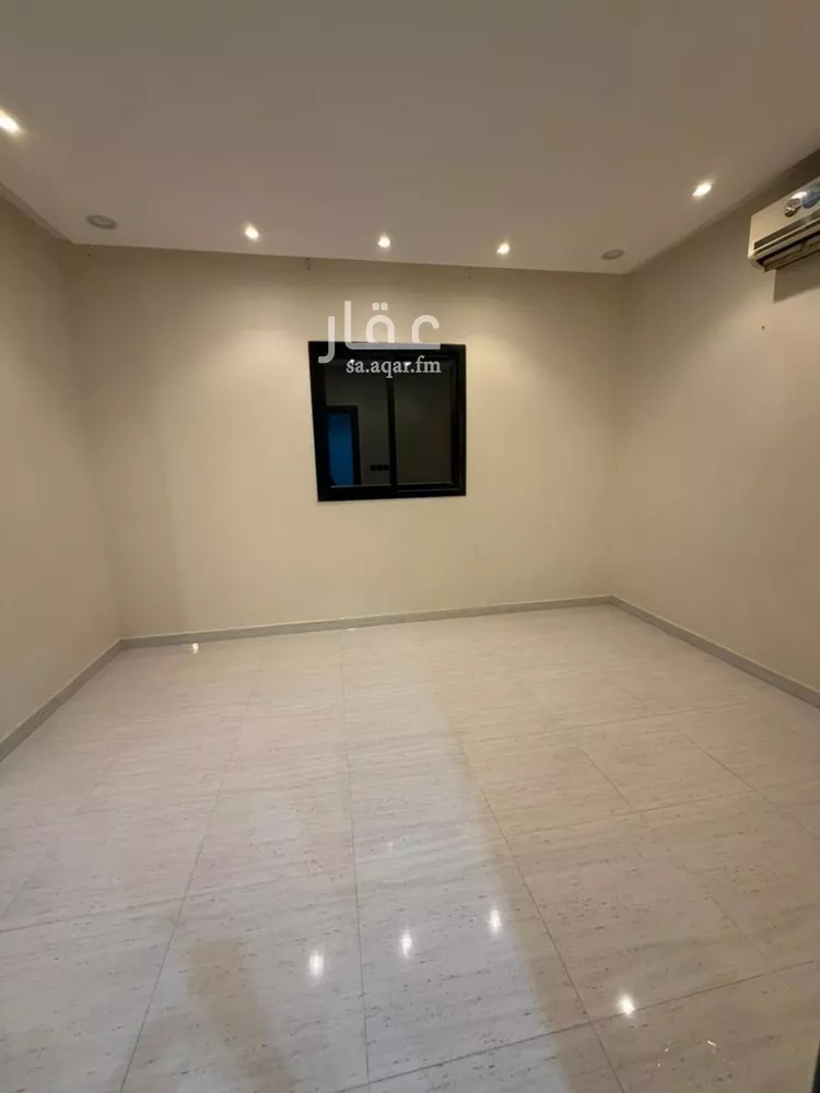 فيلا للإيجار في شارع كعب الهجري, حي عكاظ, مدينة الرياض, منطقة الرياض صورة 5