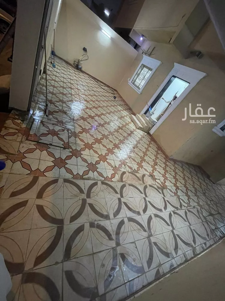 فيلا للبيع في شارع الجزين, حي الدار البيضاء, مدينة الرياض, منطقة الرياض صورة 3