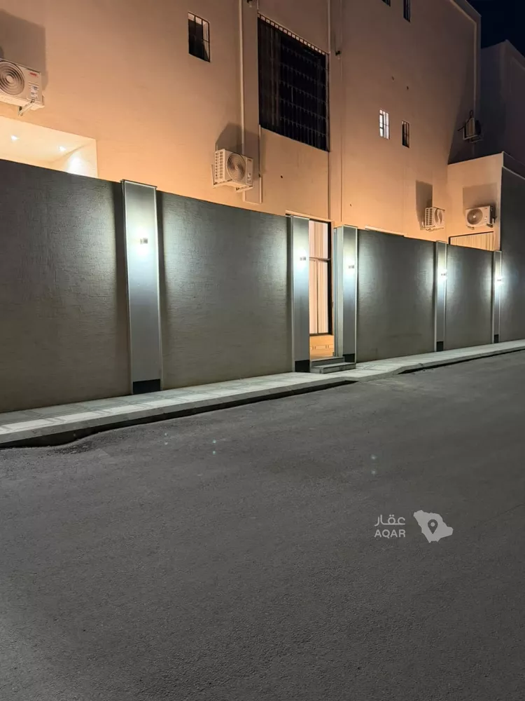 Floor for Rent in Riyadh Al Maizilah 16