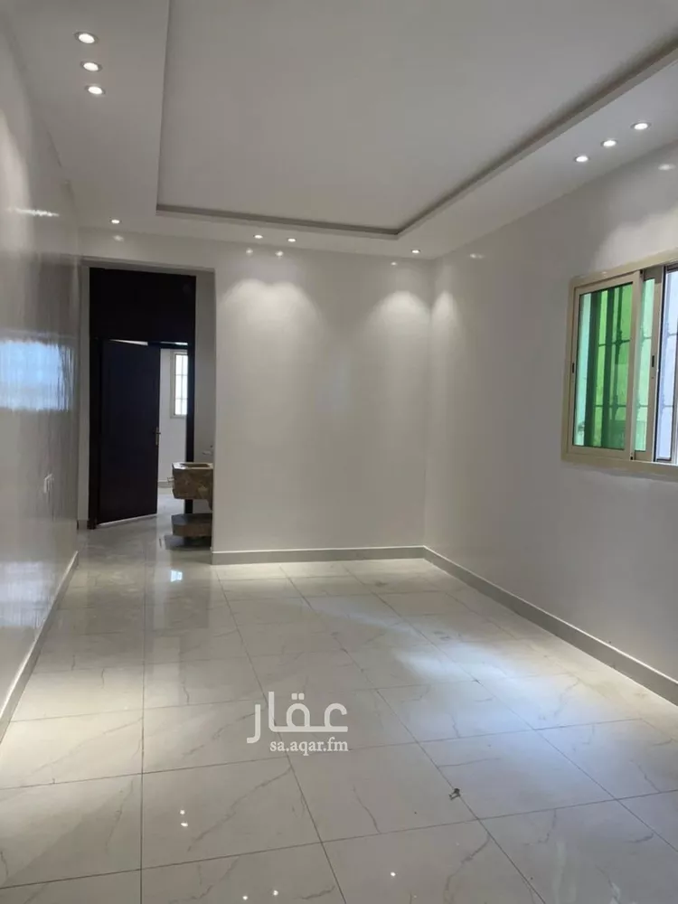 Floor for Rent in Riyadh Badr 1 صورة