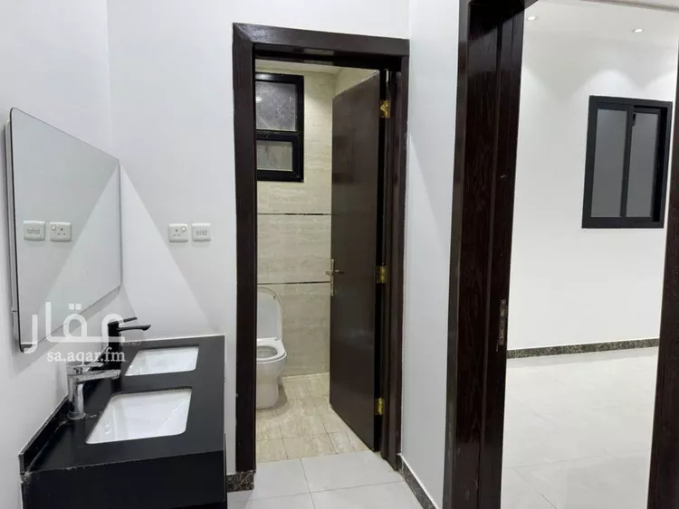 فيلا للإيجار في شارع أبي المكارم بن سهل, حي الرمال, مدينة الرياض, منطقة الرياض صورة 2
