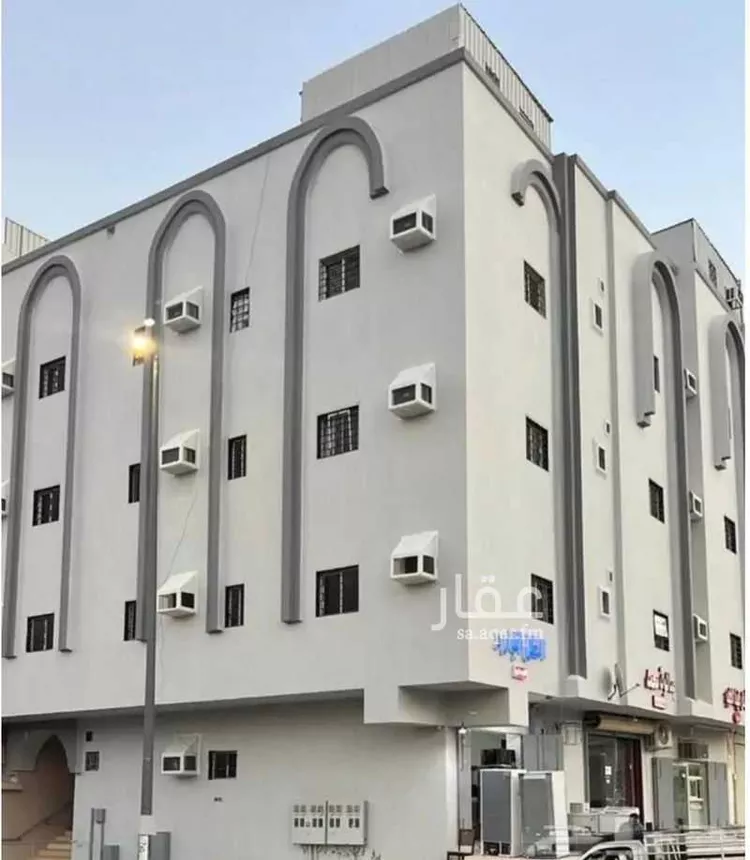 عمارة للبيع في شارع ابراهيم بن حسن بن محمد, حي الفتح, مدينة المدينه المنوره, منطقة المدينة المنورة صورة 2