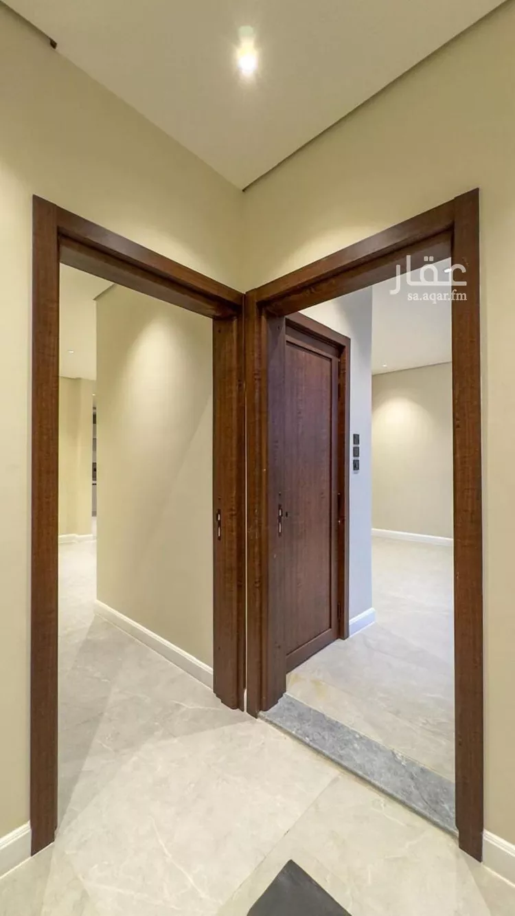 Floor for Rent in Riyadh Al Malqa صورة 4