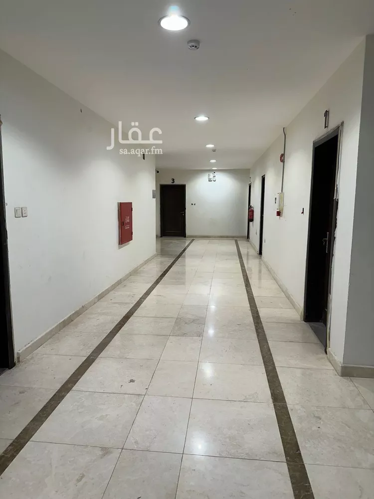 مكتب تجاري للإيجار في شارع ابن فرحان, حي الحزام الذهبي, مدينة الاحساء, المنطقة الشرقية صورة 5