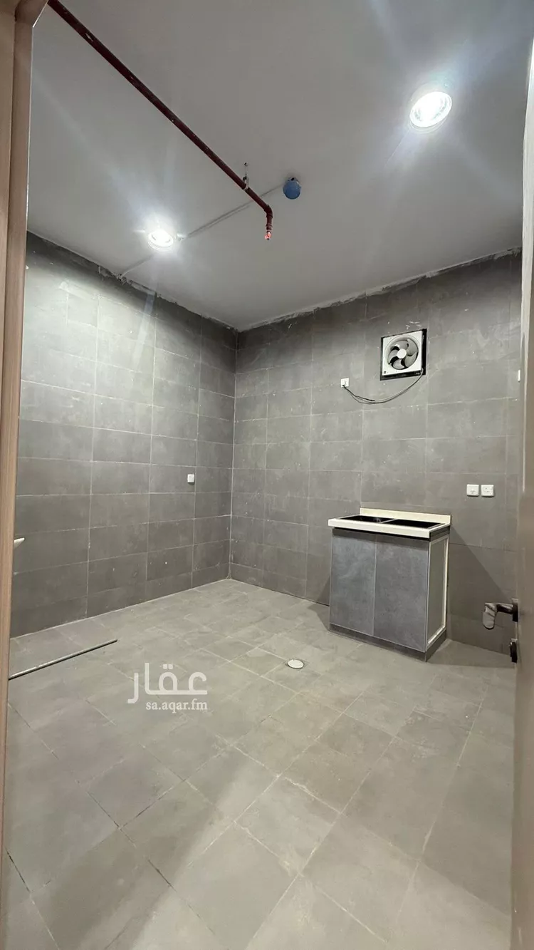 غرفة للإيجار في شارع الشيخ عبدالله بن جبرين, حي القيروان, مدينة الرياض, منطقة الرياض صورة 4