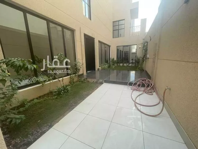 فيلا للبيع في شارع بشير بن صفوان, حي القيروان, مدينة الرياض, منطقة الرياض صورة 2