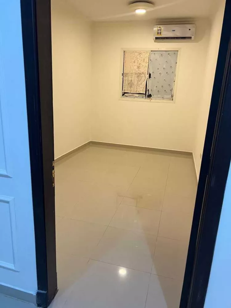 شقة للإيجار في شارع الملك فهد ابن عبدالعزيز سعود, حي الروضة, مدينة حريملاء, منطقة الرياض صورة 2