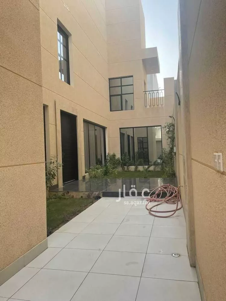 فيلا للبيع في شارع بشير بن صفوان, حي القيروان, مدينة الرياض, منطقة الرياض صورة 3