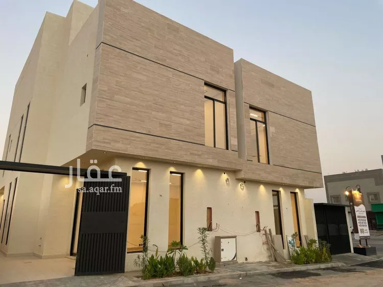 فيلا للبيع في شارع عفيف الدين الثقفي, حي المهدية, مدينة الرياض, منطقة الرياض صورة 2