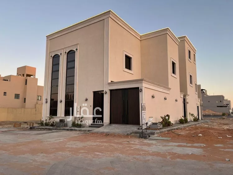 فيلا للبيع في شارع عبداللطيف بن المبارك, حي المهدية, مدينة الرياض, منطقة الرياض صورة 2