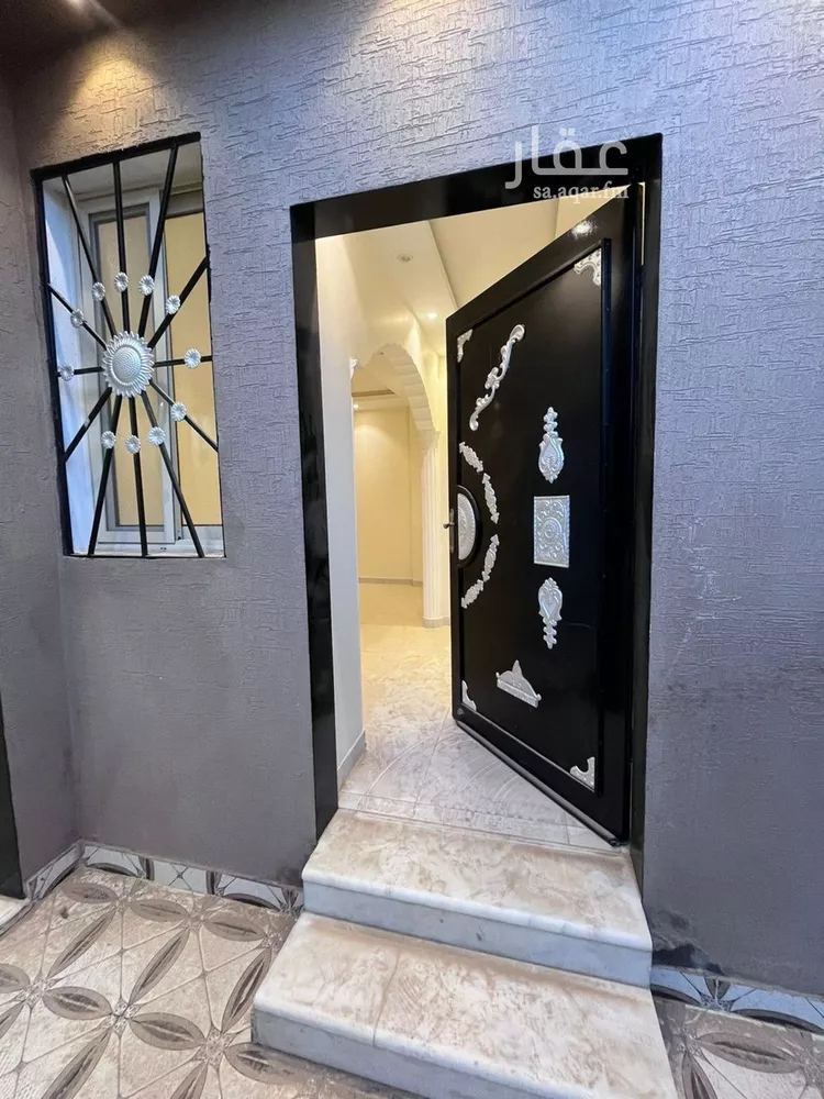 فيلا للبيع في شارع الباجوري, حي المهدية, مدينة الرياض, منطقة الرياض صورة 4