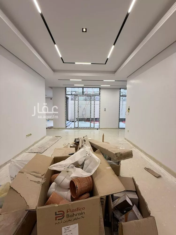 فيلا للبيع في شارع عبدالقادر بن عبدالوارث, حي المهدية, مدينة الرياض, منطقة الرياض صورة 5