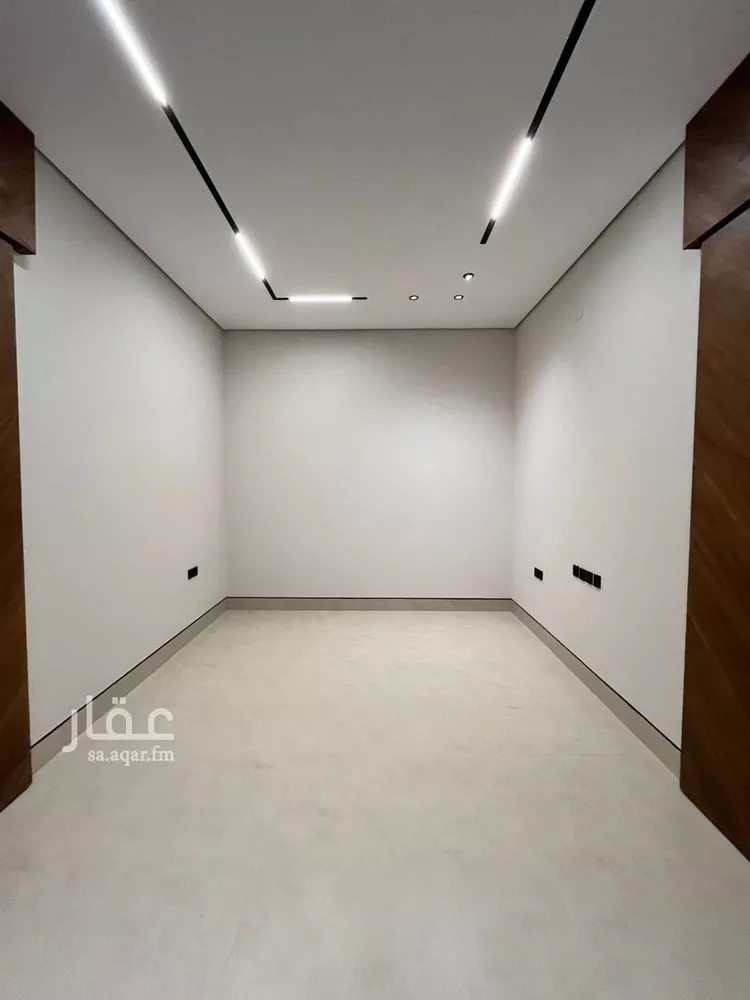 فيلا للبيع في شارع أبي الحسن الأسفرائيني, حي المهدية, مدينة الرياض, منطقة الرياض صورة 5