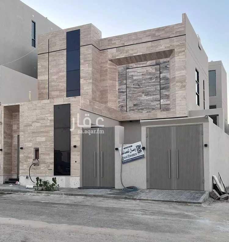 فيلا للبيع في شارع محمد بن أحمد الحجازي, حي المهدية, مدينة الرياض, منطقة الرياض صورة 3