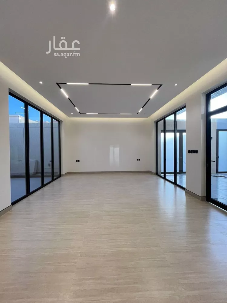 فيلا للبيع في شارع أبي الشيخ الأصبهاني, حي المهدية, مدينة الرياض, منطقة الرياض 7