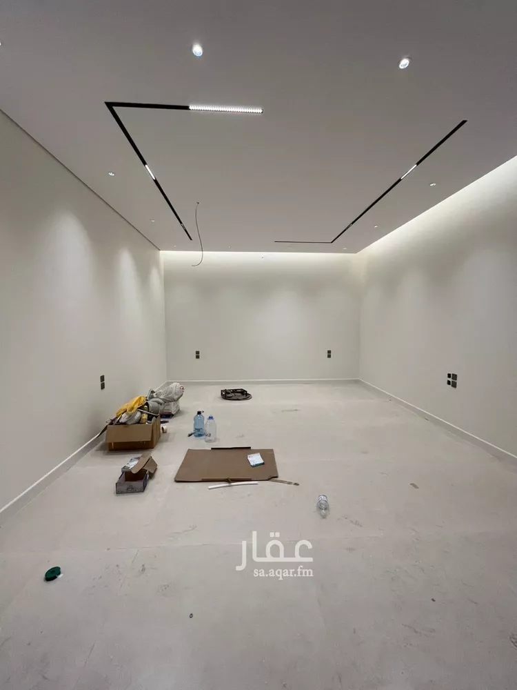 فيلا للبيع في شارع أبي زرعة الهمذاني, حي المهدية, مدينة الرياض, منطقة الرياض صورة 5