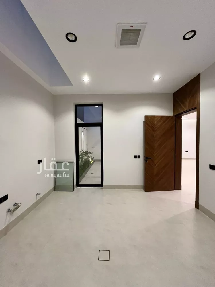 Villa for Sale in Riyadh Al Mahdiyah 12
