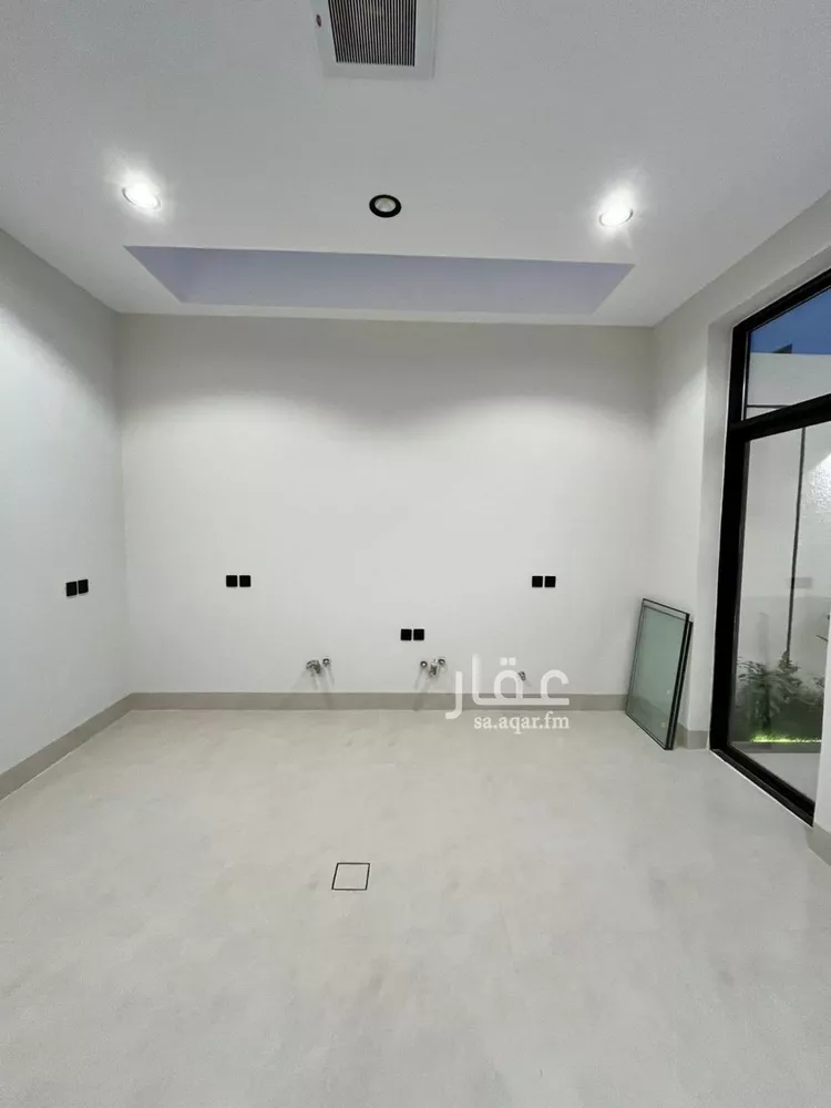 Villa for Sale in Riyadh Al Mahdiyah 11