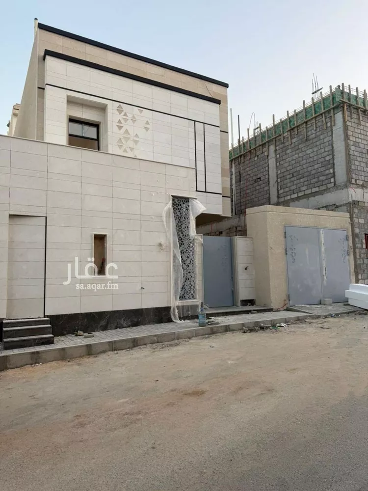 فيلا للبيع في شارع عبدالقادر بن عبدالوارث, حي المهدية, مدينة الرياض, منطقة الرياض صورة 3