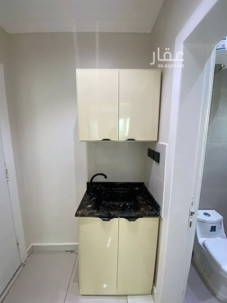 شقة للإيجار في شارع الخفجي, حي اليرموك, مدينة الرياض, منطقة الرياض صورة 2