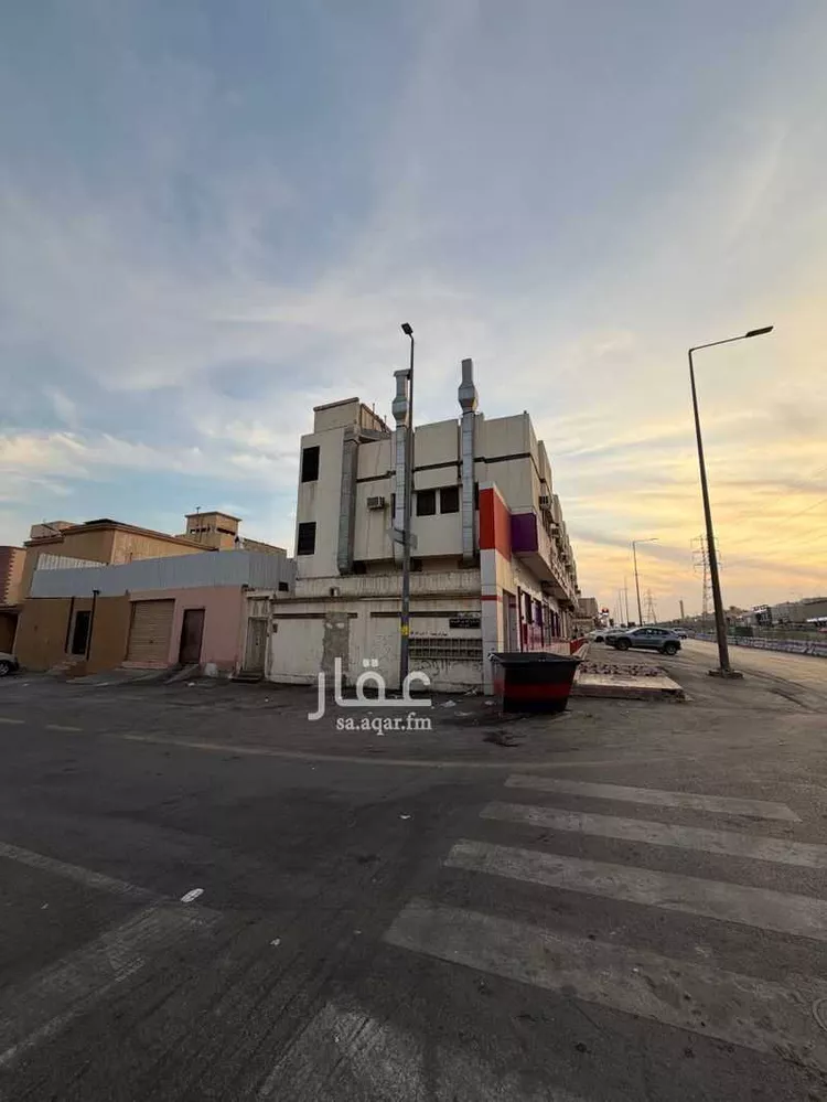 عمارة للإيجار في شارع ابن تيمية, حي بدر, مدينة الرياض, منطقة الرياض صورة 3