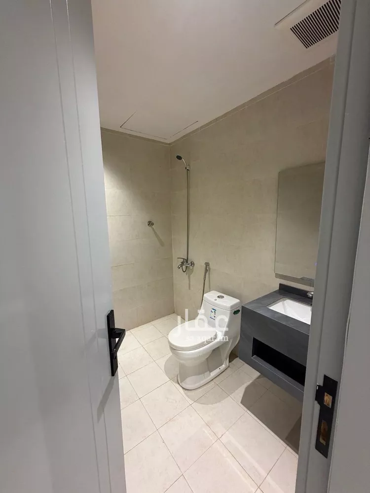 شقة للإيجار في شارع الفرسان, حي عكاظ, مدينة الرياض, منطقة الرياض