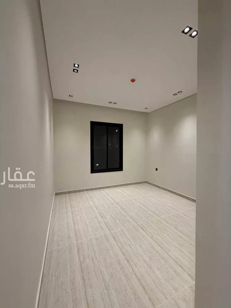 عمارة للبيع في شارع عبدالله بن دخيل, حي عكاظ, مدينة الرياض, منطقة الرياض صورة 4
