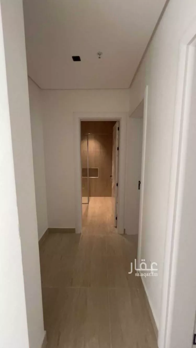 شقة للإيجار في شارع الامير مقرن بن عبدالعزيز, حي مغرزات, مدينة الرياض, منطقة الرياض 8