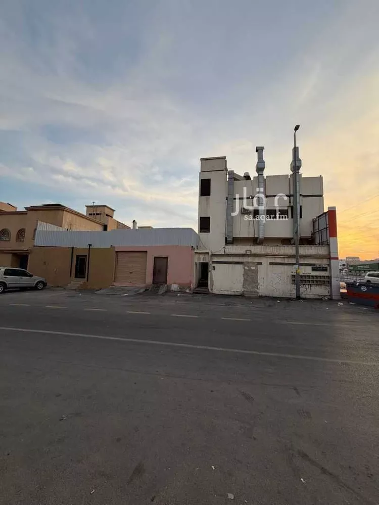 عمارة للإيجار في شارع ابن تيمية, حي بدر, مدينة الرياض, منطقة الرياض صورة 5