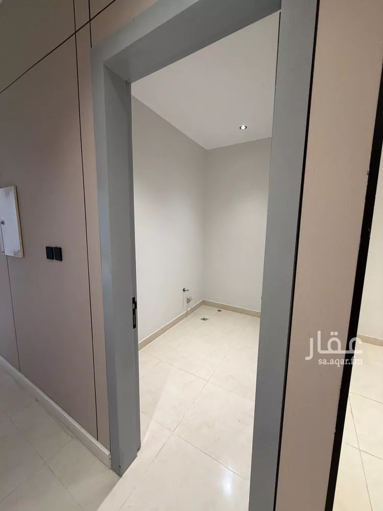 شقة للإيجار في شارع الفرسان, حي عكاظ, مدينة الرياض, منطقة الرياض صورة 3