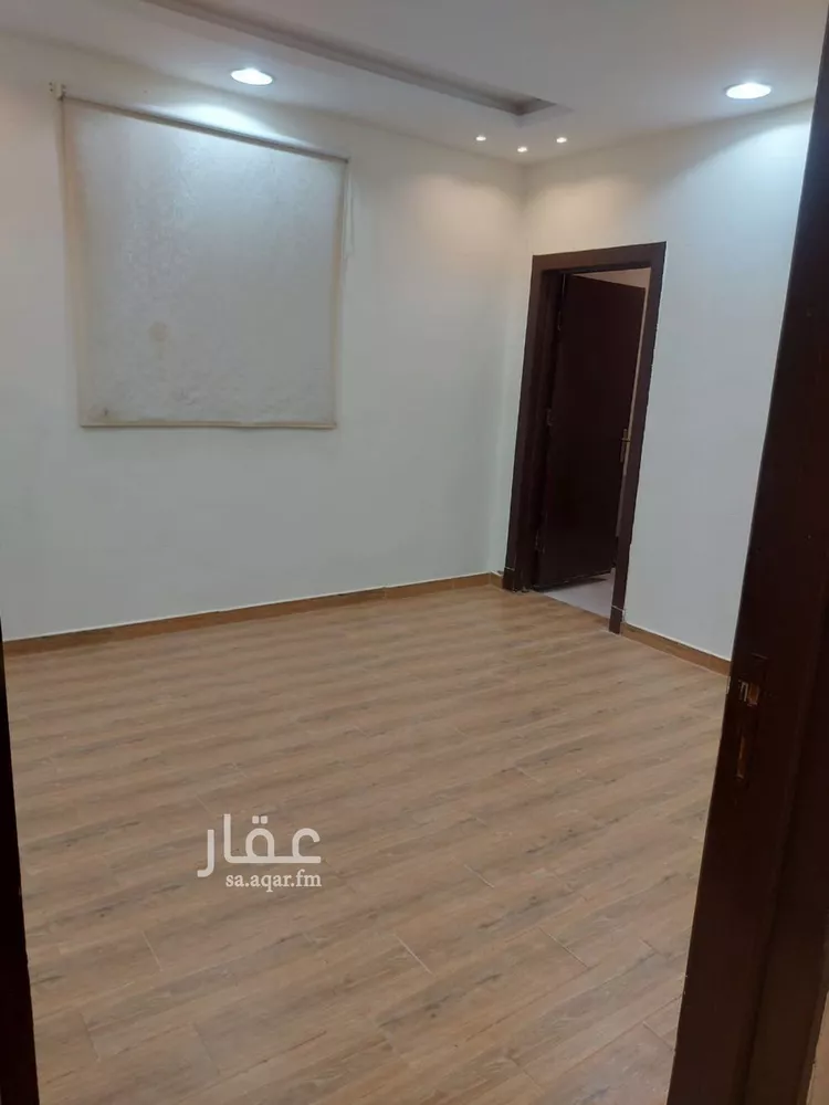 فيلا للبيع في شارع ابن المنذر, حي عكاظ, مدينة الرياض, منطقة الرياض صورة 3