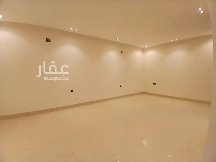 دور للبيع في شارع عبدالرحمن الربيعه, حي الرمال, مدينة الرياض, منطقة الرياض صورة 2