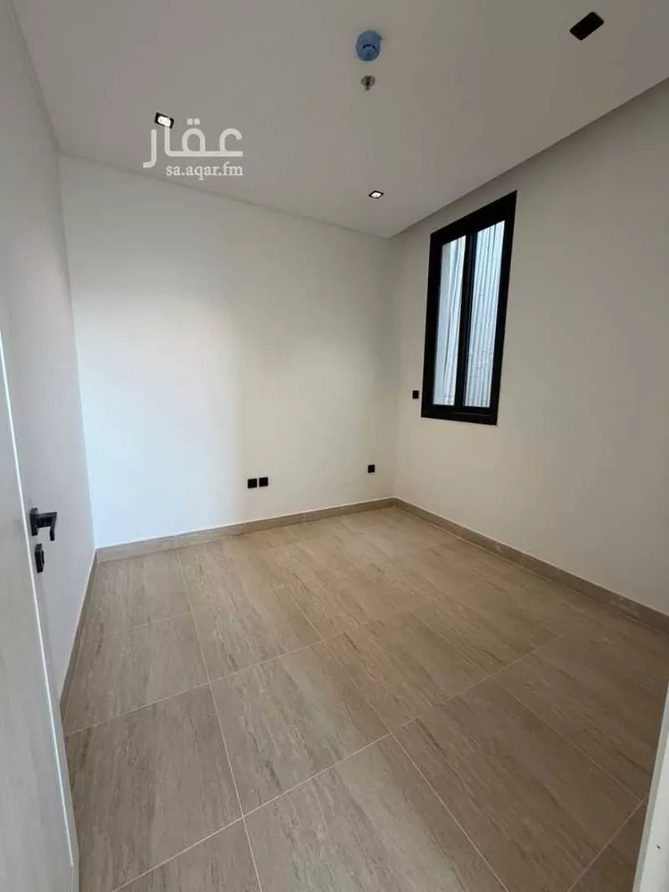 شقة للبيع في شارع محمد بن سعد بن زيد, حي التعاون, مدينة الرياض, منطقة الرياض 7