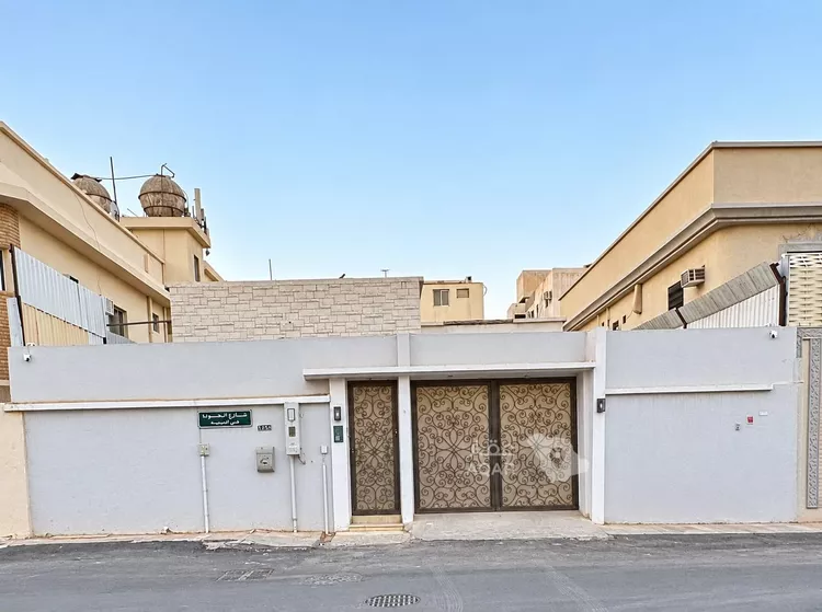 فيلا للبيع في شارع الجودة, حي العزيزية, مدينة الرياض, منطقة الرياض