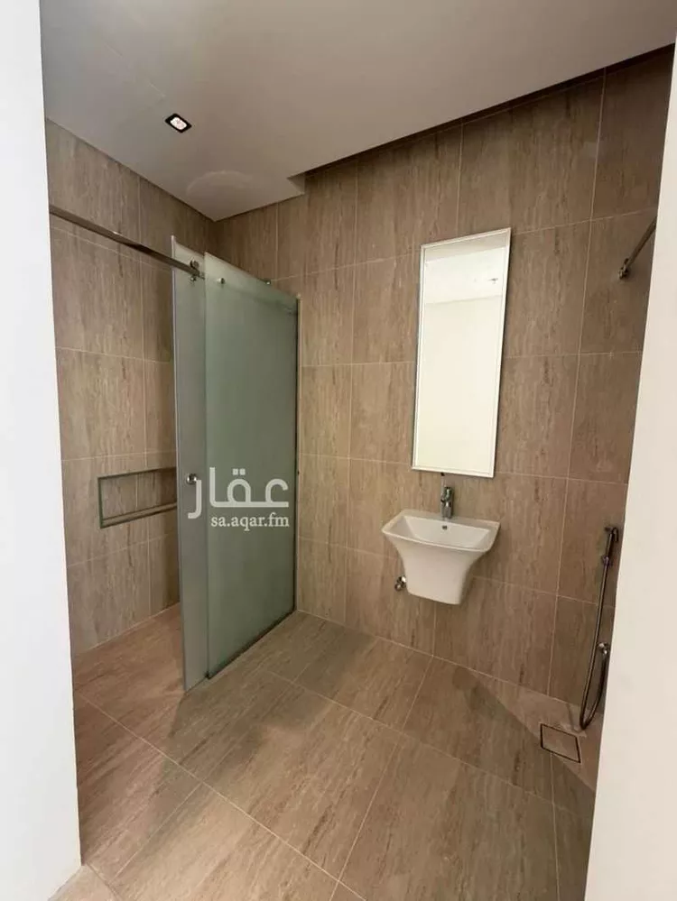 شقة للبيع في شارع محمد بن سعد بن زيد, حي التعاون, مدينة الرياض, منطقة الرياض 8
