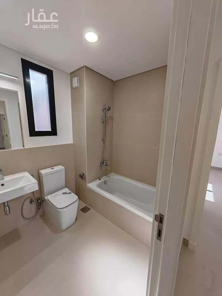 فيلا للإيجار في شارع رقم 1043, حي سدرة, مدينة الرياض, منطقة الرياض 1 صورة