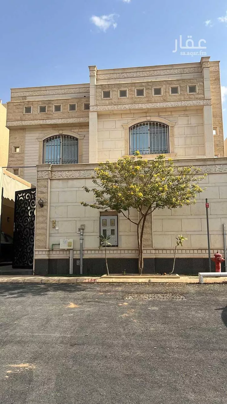 فيلا للبيع في شارع مجد الدين بن الأثير, حي عكاظ, مدينة الرياض, منطقة الرياض