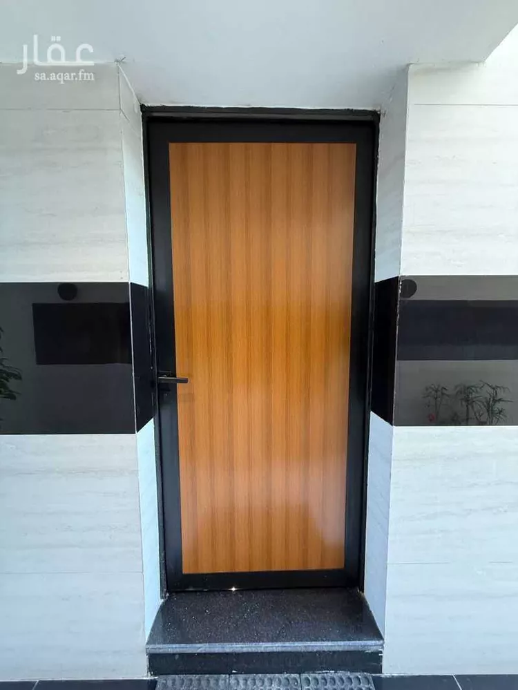 عمارة للإيجار في شارع طريق الامير عبدالعزيز بن مساعد, حي بدنة, مدينة عرعر, منطقة الحدود الشماليه صورة 5