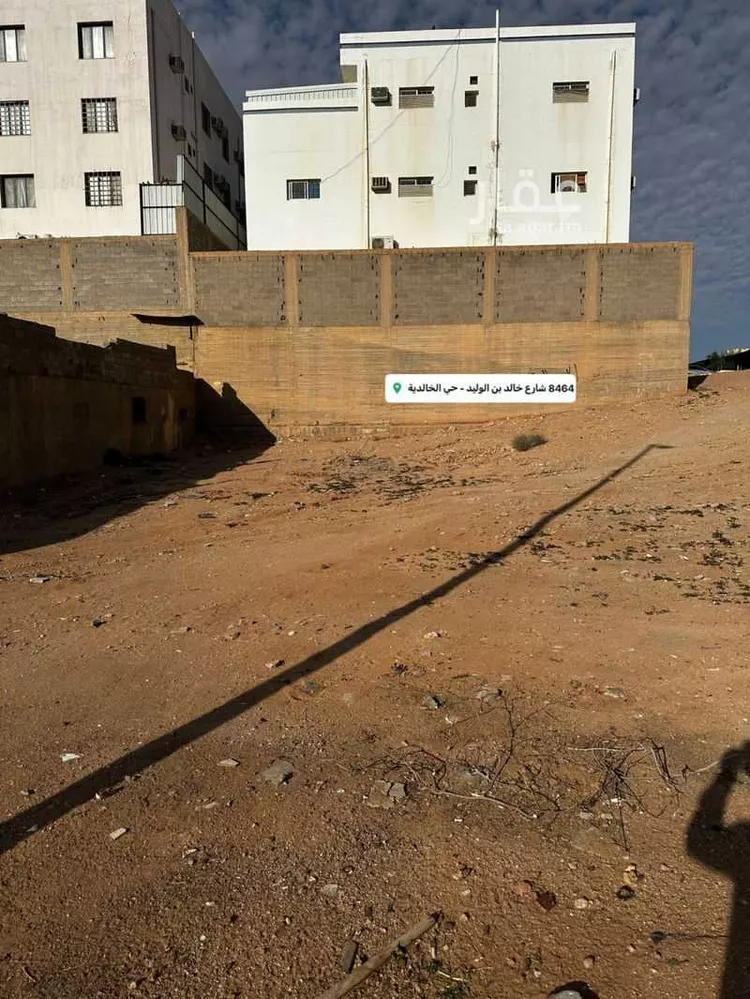 أرض للبيع في شارع الليث, حي الخالدية, مدينة عرعر, منطقة الحدود الشماليه